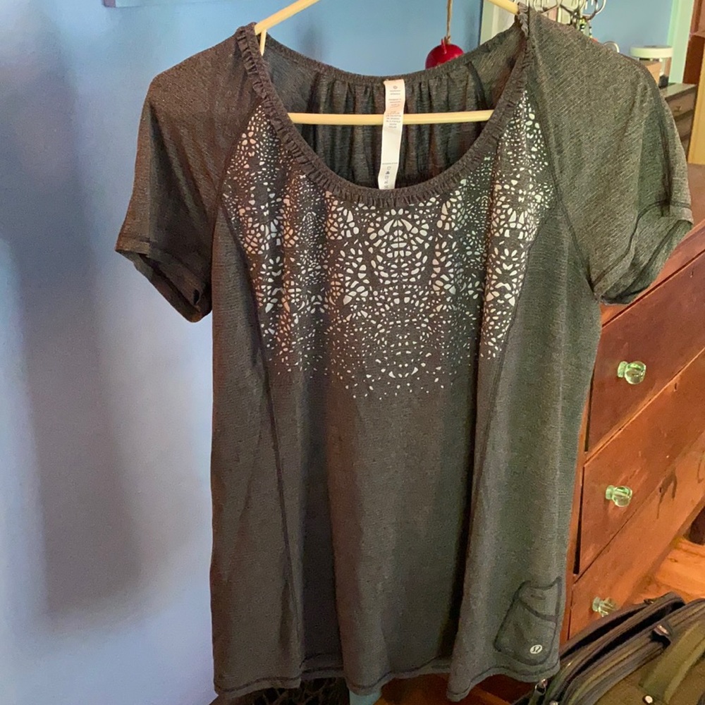 Lululemon shirt